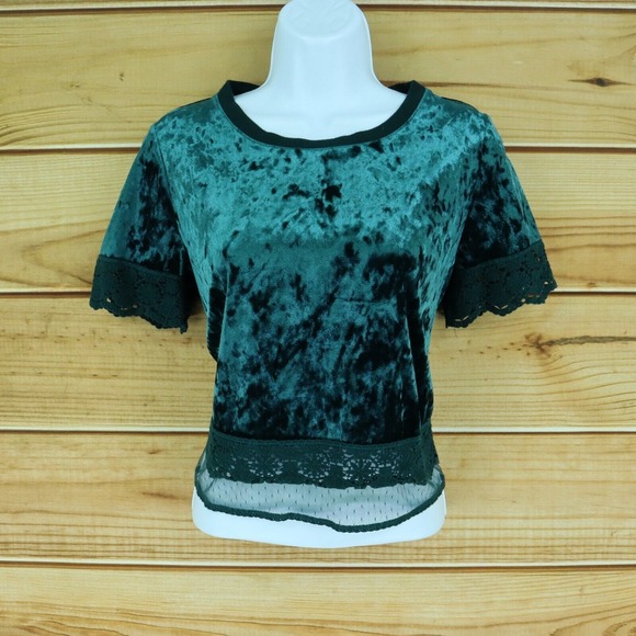 Xhilaration Blouse Womens Size S‎ Shimmering Emerald Green Lace Trim SOFT - Picture 1 of 8